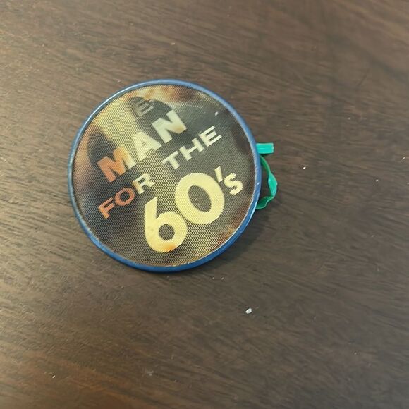 John F Kennedy, Penn reflective - Picture 2 of 2